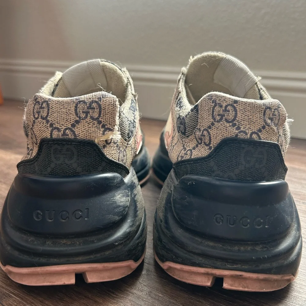 Gucci Rython Sneakers - Picture 4 of 9